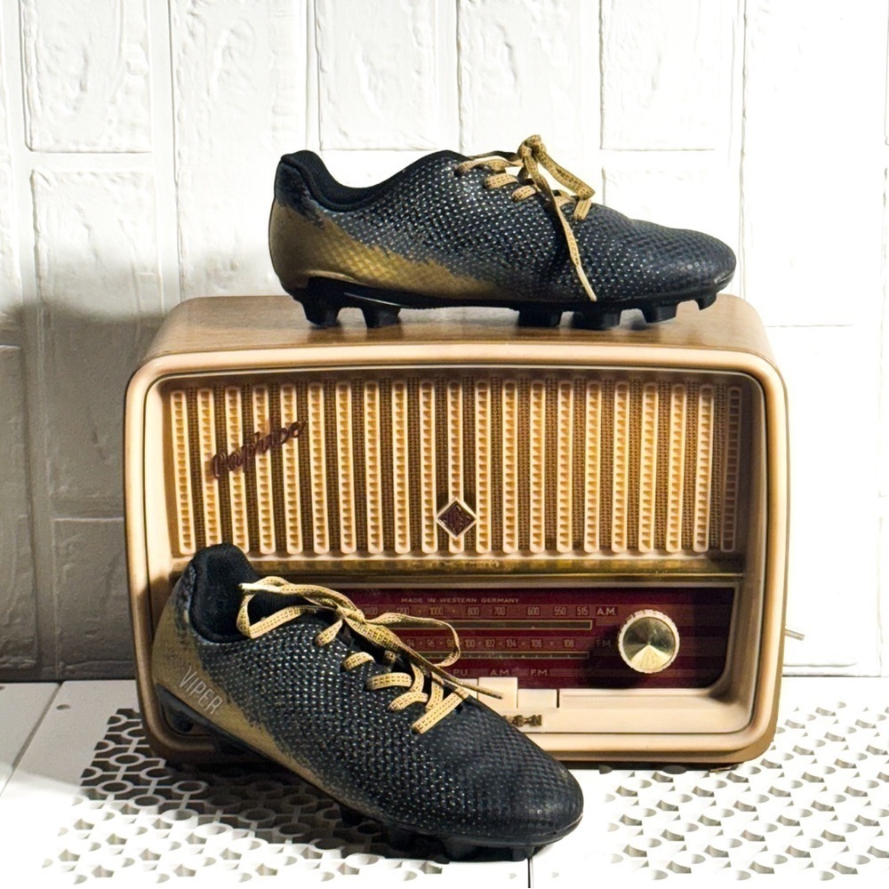 DSG Kids' Soccer Cleats size 2.5
